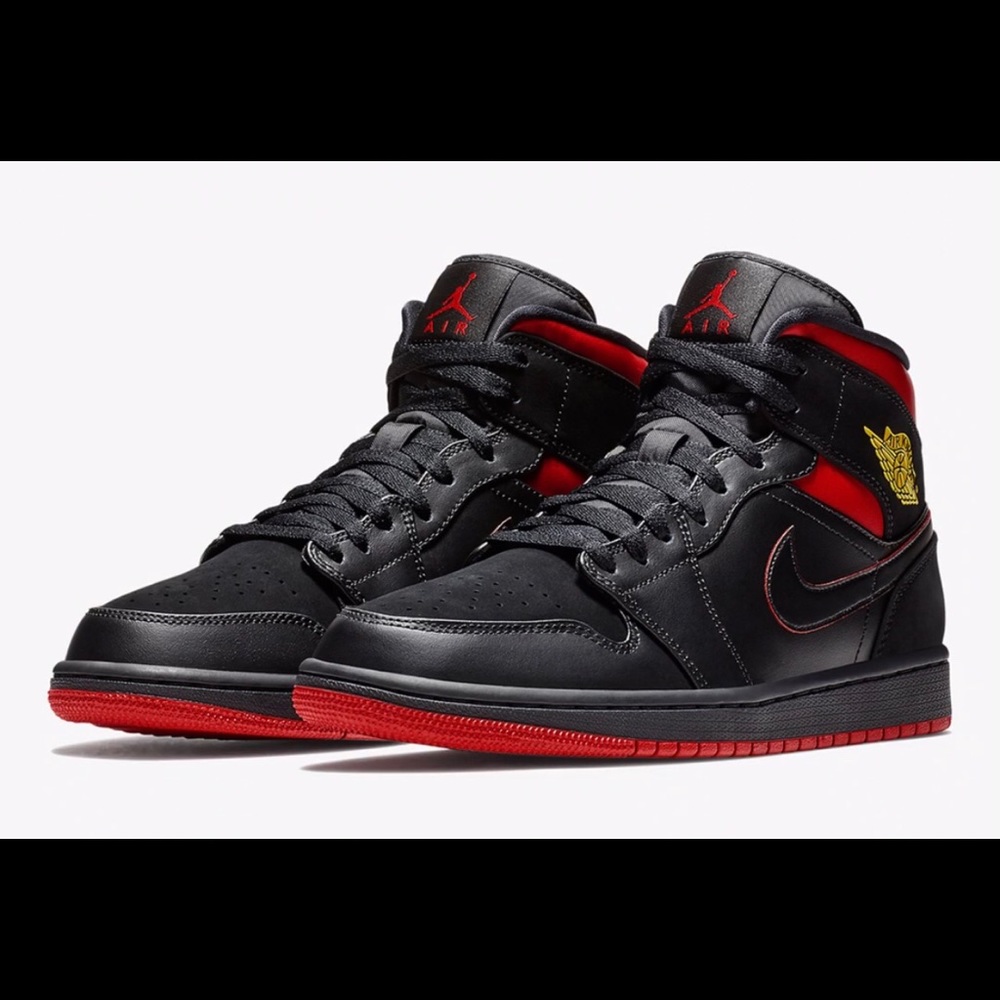 Air Jordan 1    “Last Shot”